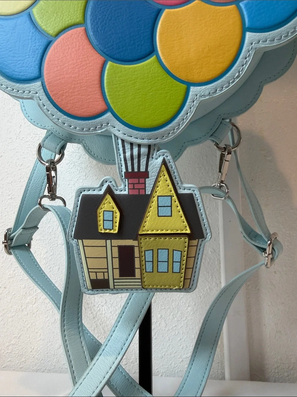 Disney Pixar Loungefly  Up Balloon Cluster Crossbody Bag Multicolor New With Tag